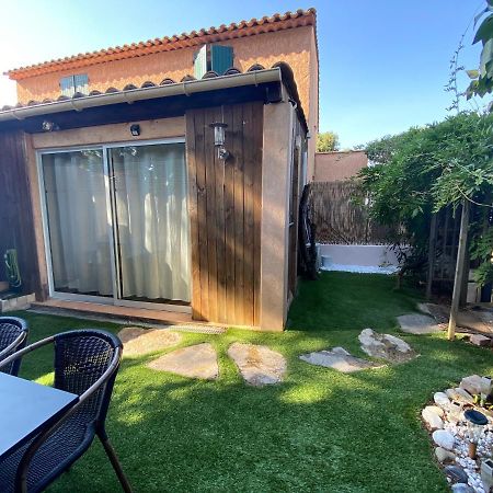 Agreable Studio Proche Sttropez Piscine Et Tennis Ґассен Екстер'єр фото