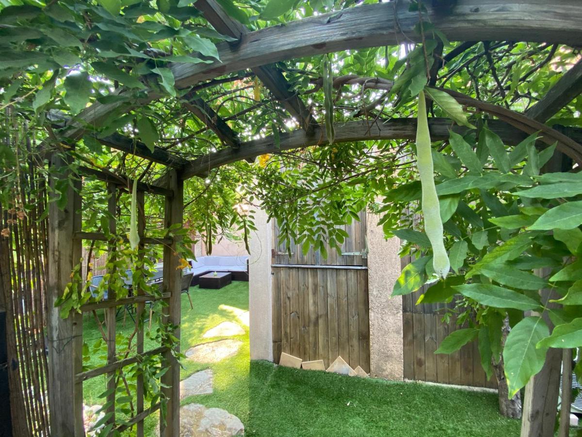Agreable Studio Proche Sttropez Piscine Et Tennis Ґассен Екстер'єр фото
